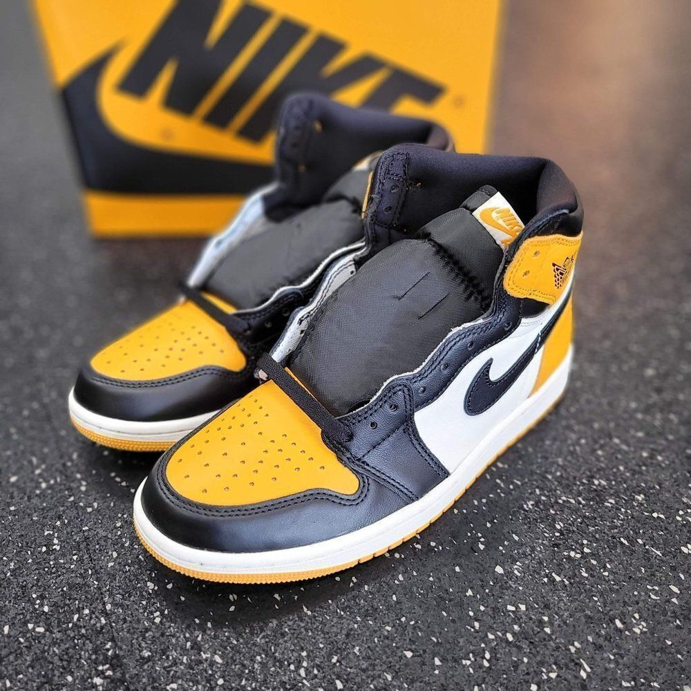 Nike Air Jordan 1 Retro High OG Taxi Yellow Toe 555088-711 MEN SZ 9